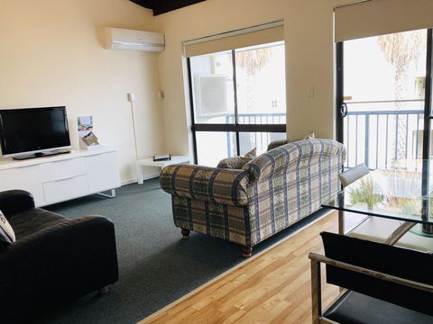 Seashore Memories - Sleeps 3 - Darwin Holiday 3