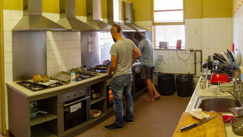 Fremantle Beach Backpackers - Darwin Holiday 30