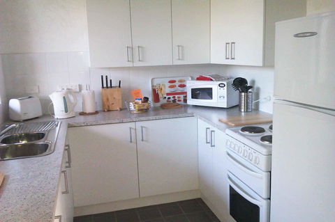 Kenata-Fairway Apartment Hotel - Darwin Holiday 24