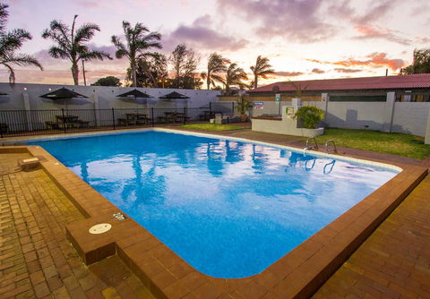 Nightcap At Wintersun Hotel - Darwin Holiday 30