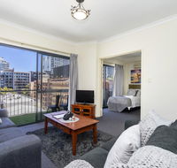 Oversized Eastend sleeps 6 Free PARKINGPOOL WIFI - Darwin Holiday