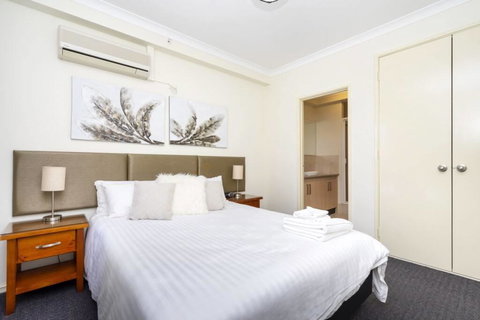 Oversized Eastend Sleeps 6 Free PARKING+POOL WIFI - Darwin Holiday 34