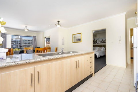 Oversized Eastend Sleeps 6 Free PARKING+POOL WIFI - Darwin Holiday 39