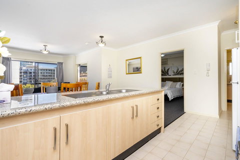 Oversized Eastend Sleeps 6 Free PARKING+POOL WIFI - Darwin Holiday 4