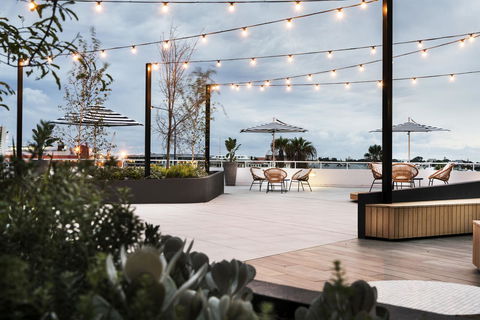 Tradewinds Hotel And Suites Fremantle - Darwin Holiday 5