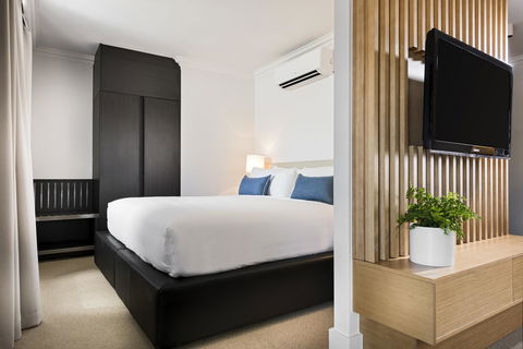 Tradewinds Hotel And Suites Fremantle - Darwin Holiday 12