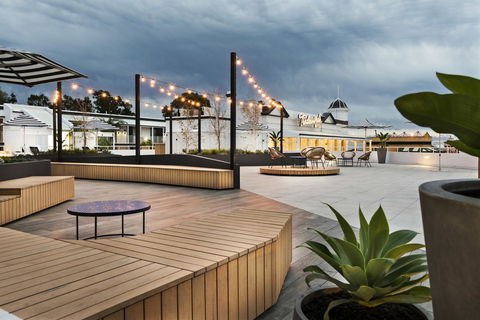Tradewinds Hotel And Suites Fremantle - Darwin Holiday 9