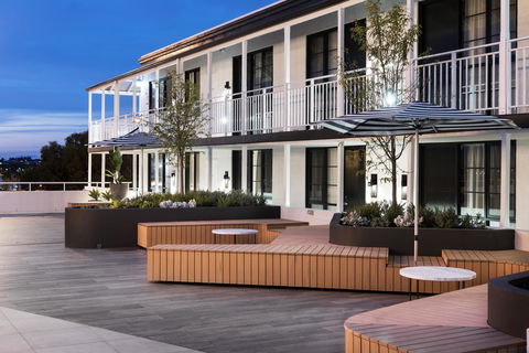 Tradewinds Hotel And Suites Fremantle - Darwin Holiday 0