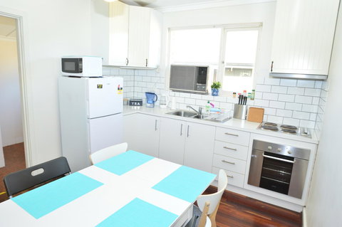 Midgard Cottage - Great Location & Close To Airport - Darwin Holiday 1