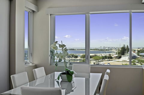Luxury Suite Bunbury - Darwin Holiday 6