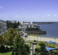 Luxury Suite Bunbury - Darwin Holiday