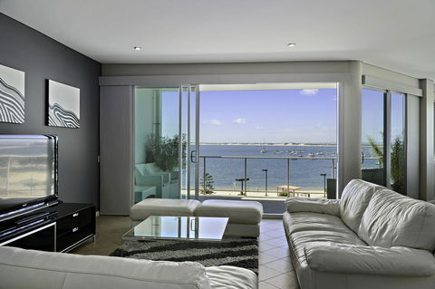Luxury Suite Bunbury - Darwin Holiday 4