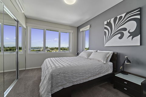 Luxury Suite Bunbury - Darwin Holiday 10