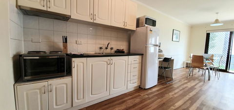 West Beach Lagoon 208 â€“ Great Value! - Darwin Holiday 11