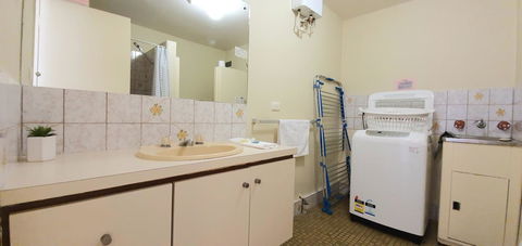 West Beach Lagoon 208 â€“ Great Value! - Darwin Holiday 8