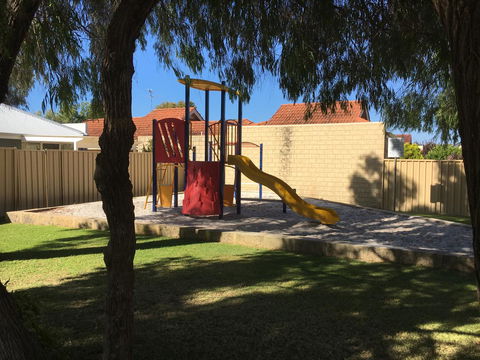 Geographe Bay Apartment - Darwin Holiday 8