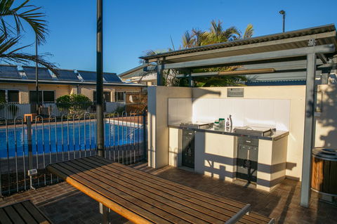Nesuto Geraldton - Darwin Holiday 24