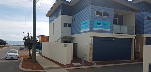 Nesuto Geraldton - Darwin Holiday 2