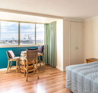 Studio 208 with ocean views - Darwin Holiday