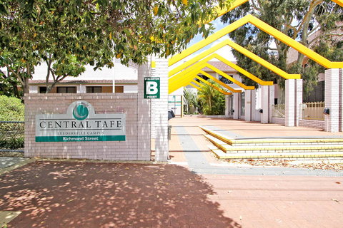 Leederville Townhouse - Darwin Holiday 18