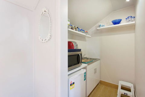 Fremantle Local Beach Studio - Darwin Holiday 18