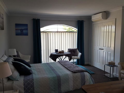 Palm Beach Bed & Breakfast - Darwin Holiday 14