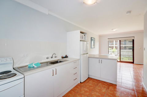 West Beach Lagoon 204 â€“ Ground Floor - Darwin Holiday 6