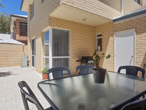 Cooper Street - Darwin Holiday 38