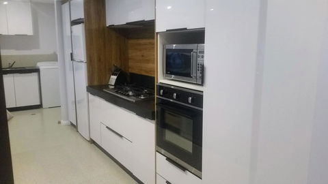 Mandurah Beach Front Apartment - Darwin Holiday 12