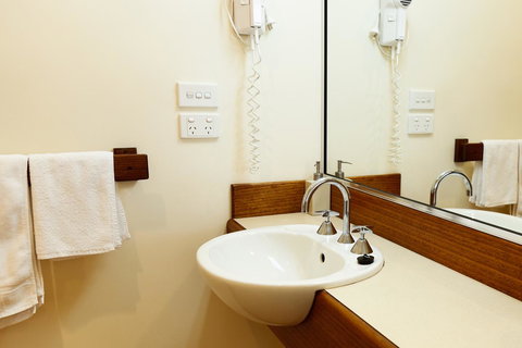 Karri Aura - Darwin Holiday 2