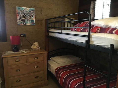 Kangaroo Valley Cottage - Darwin Holiday 5