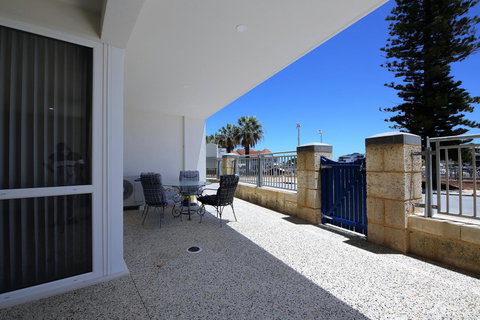 Studio Style Mindarie Marina - Darwin Holiday 12