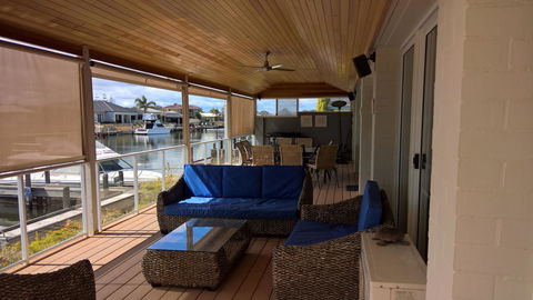 Waterside Canal Dreams - Darwin Holiday 6