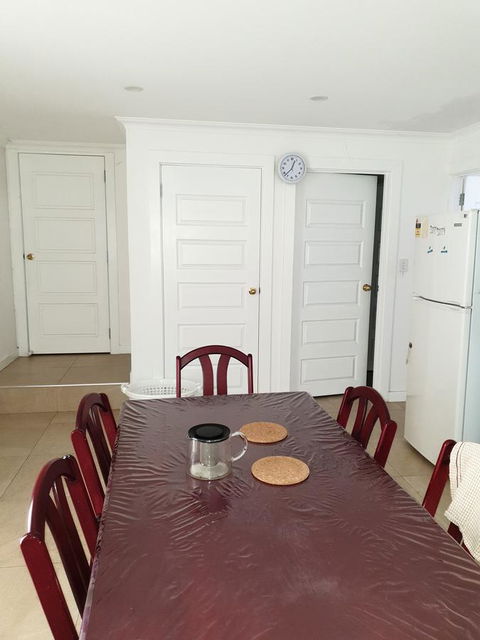 DIANELLA Budget Rooms Happy Place To Stay - Darwin Holiday 10