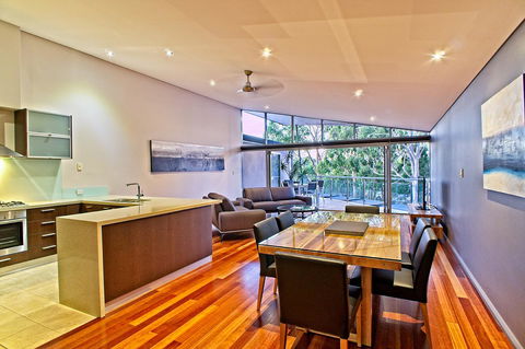 Central Avenue Apartments - Darwin Holiday 1