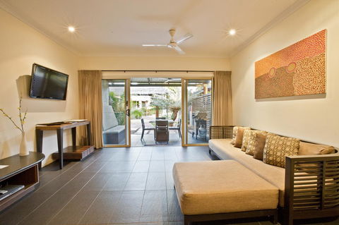 Mantra Frangipani Broome - Darwin Holiday 24