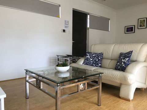 Gerring Court With Free 1 Car Bay Parking - Darwin Holiday 14
