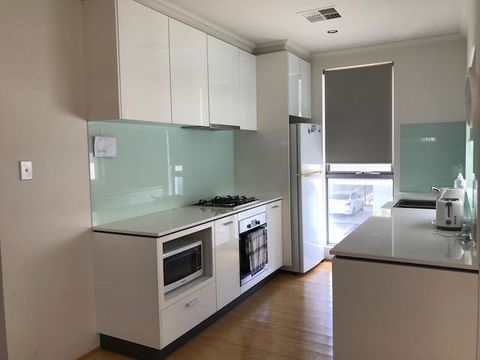 Gerring Court With Free 1 Car Bay Parking - Darwin Holiday 8