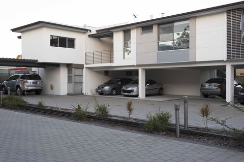 Gerring Court With Free 1 Car Bay Parking - Darwin Holiday 17