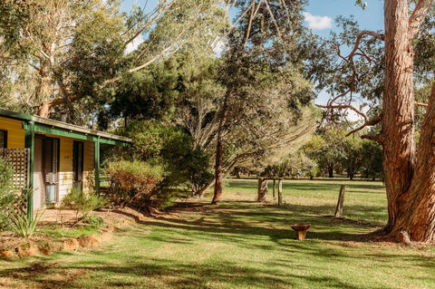 Margaret River Holiday Cottages - Darwin Holiday 14
