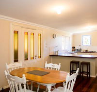 Yvonnes Rest Holiday Home - Darwin Holiday