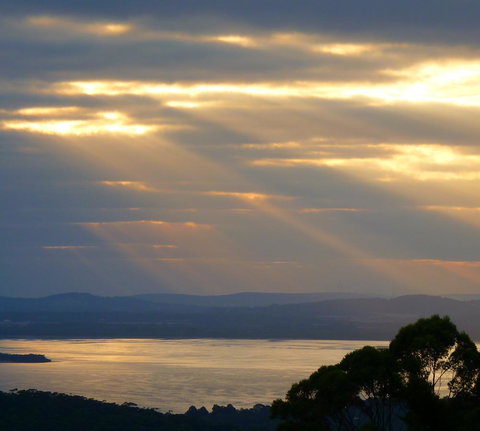 Innisfree Mountain Retreat - Darwin Holiday 11