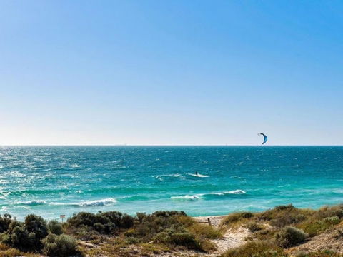 West Beach Lagoon 211 â€“ Great Views - Darwin Holiday 24