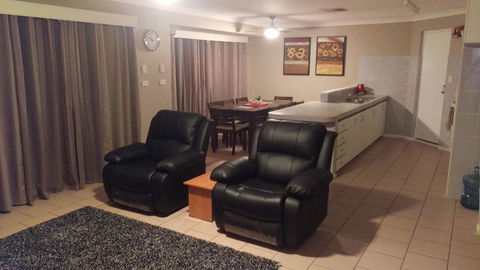 The Quiet Family Getaway In Bassendean - Darwin Holiday 3