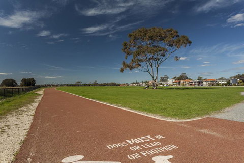 Attadale Excutive Villa - Darwin Holiday 2