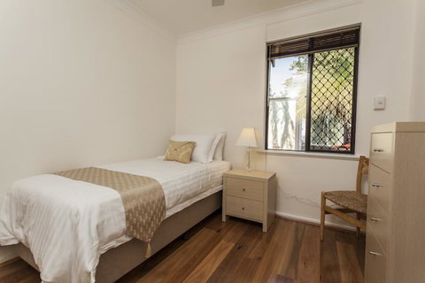 Attadale Excutive Villa - Darwin Holiday 16