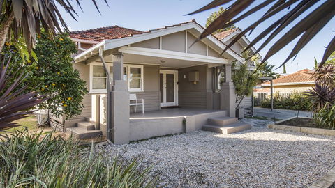 Leisurely Manor - Spacious Three Bedroom Home In Fremantle - Darwin Holiday 16