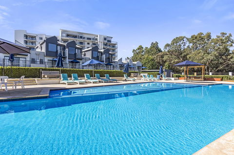 508 Stupendous Sunsets & Views Pool Gym Parking - Darwin Holiday 30