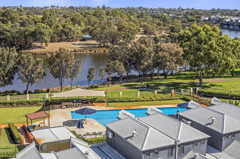 508 Stupendous Sunsets & Views Pool Gym Parking - Darwin Holiday 28