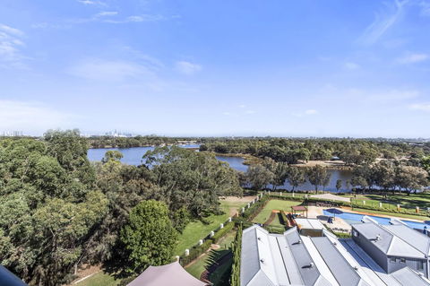 508 Stupendous Sunsets & Views Pool Gym Parking - Darwin Holiday 35